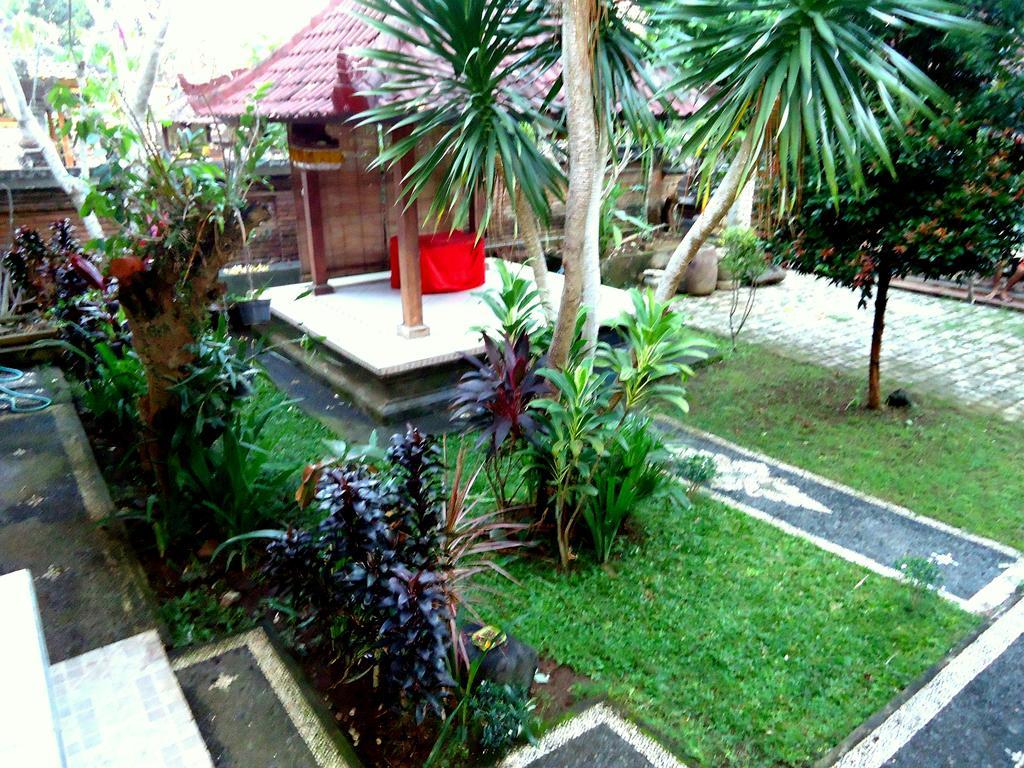 Dewa Put Guest House Ubud  Bagian luar foto